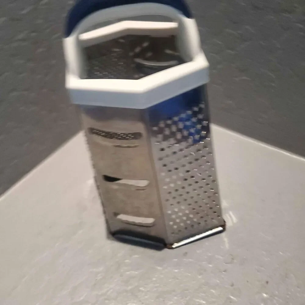 Cheese Grater with handle